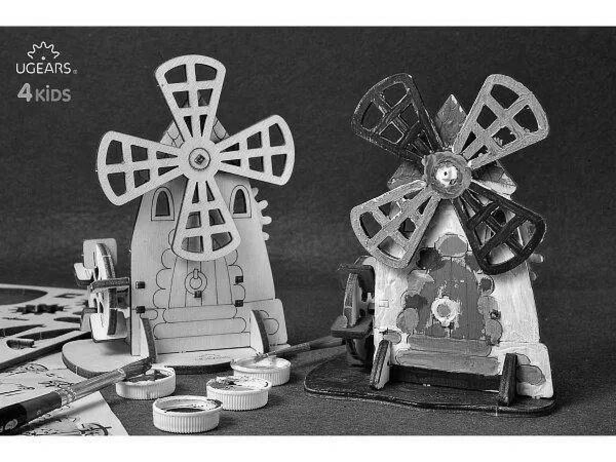 Photo Adorable wooden coloring set