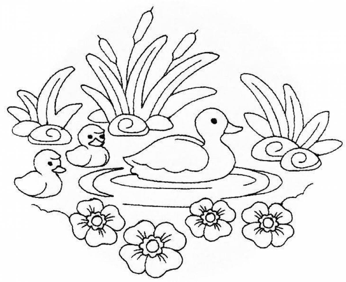 Яркая утка с утятами