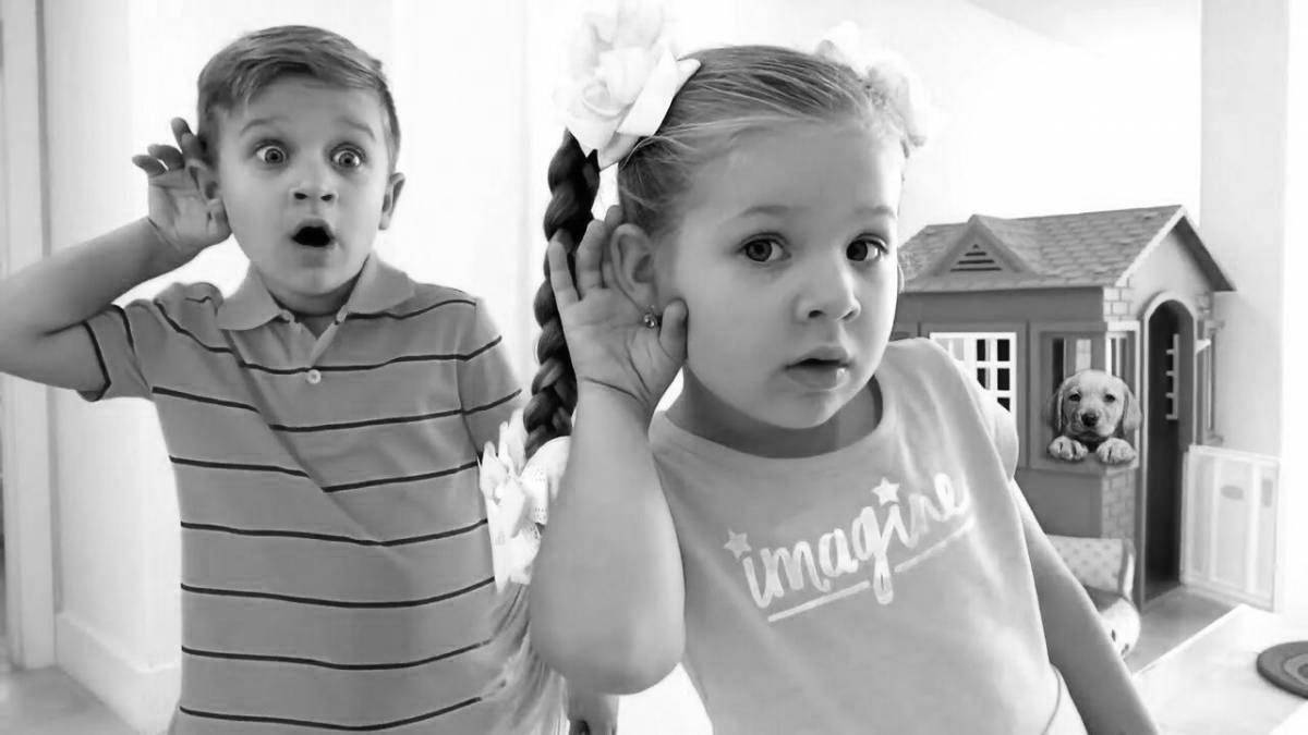 Photo Glorious diana and roma coloring page