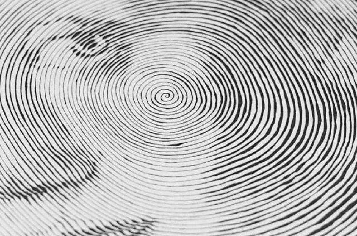 Hypnotic coloring spiral pattern