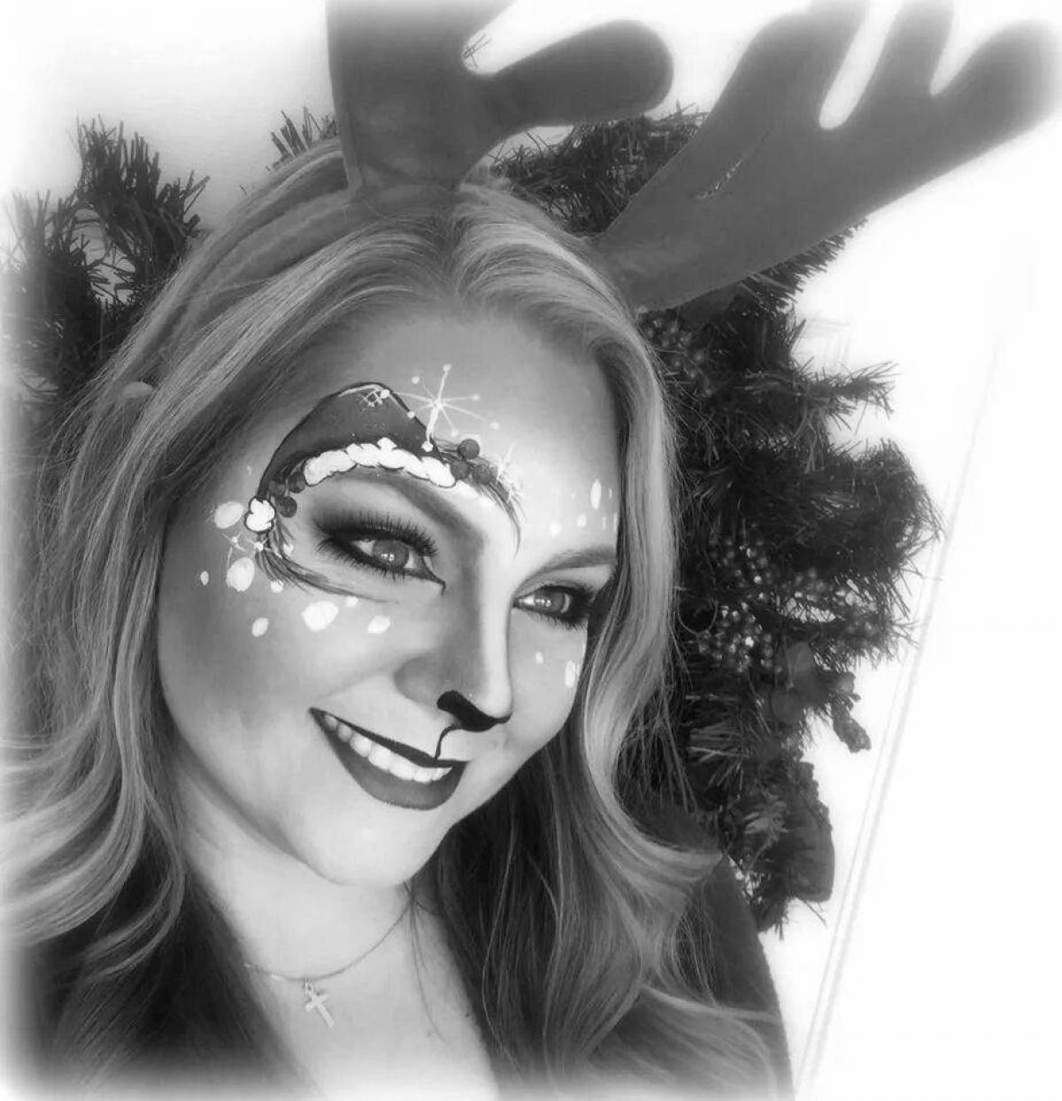 Sparkling Christmas face paint