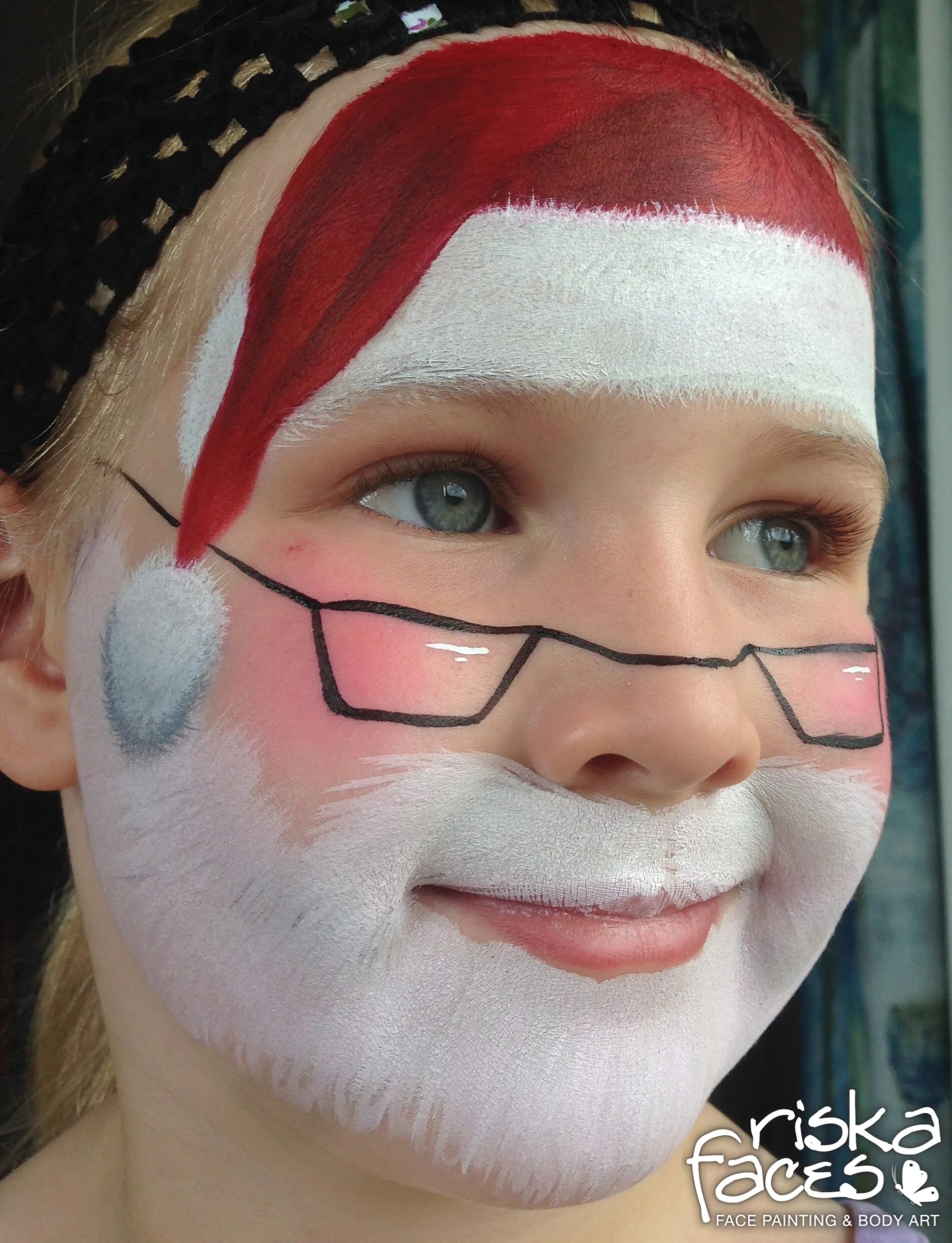 Fancy Christmas face painting