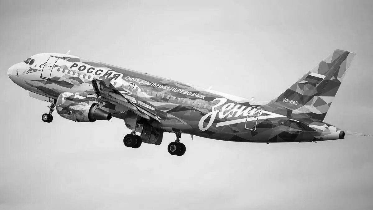 Раскраска замечательные самолеты российских авиалиний