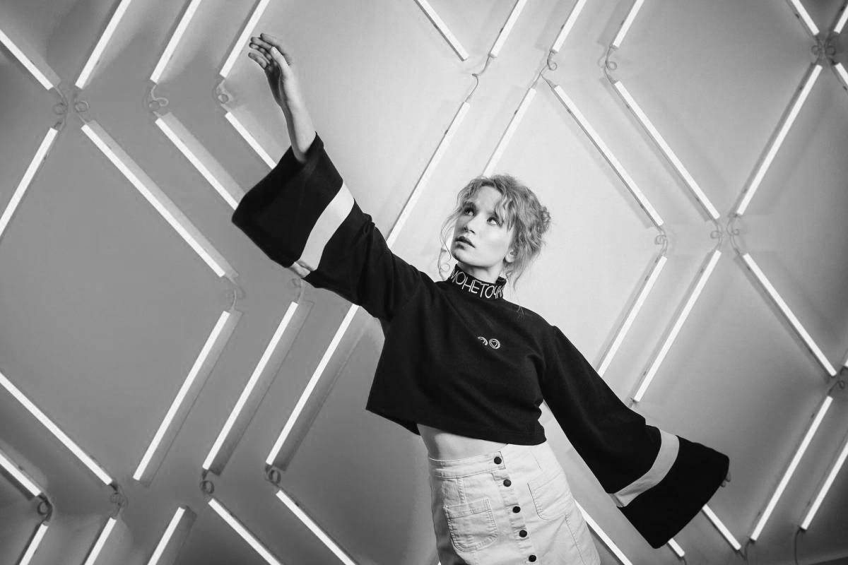 Photo Glowing coins coloring page