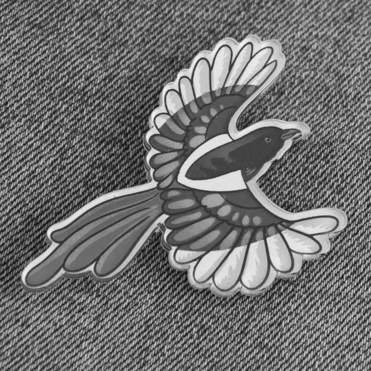 Photo Delightful coloring brooch