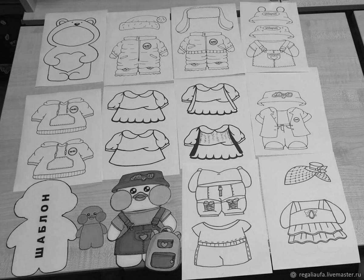 Fun coloring clothes for paper duck lalafanfan