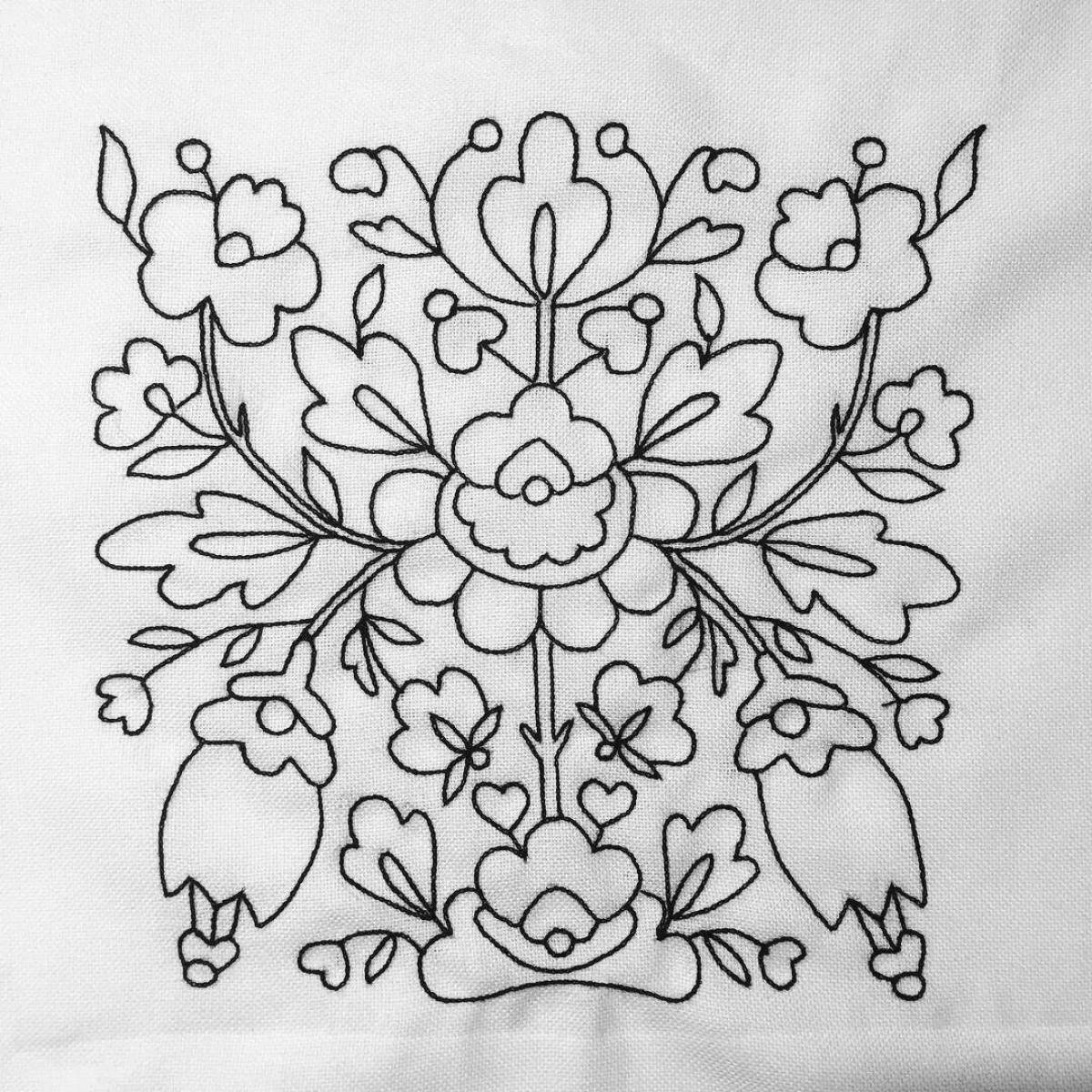 Luminous apron with Tatar ornament