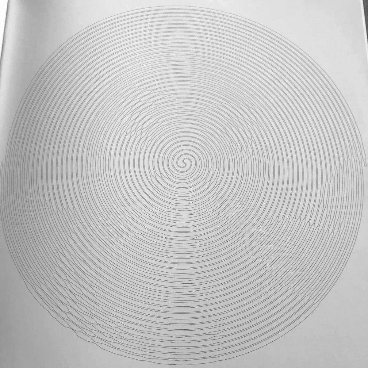 Подробная страница раскраски полосатого круга