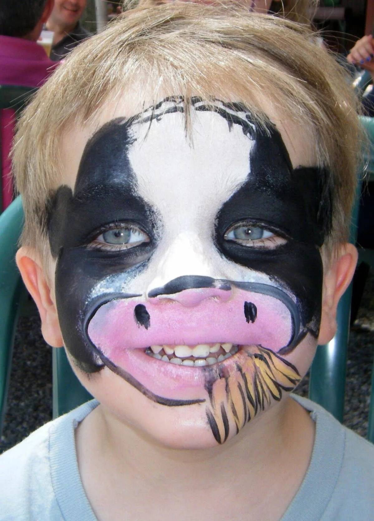 Face painting page while playing