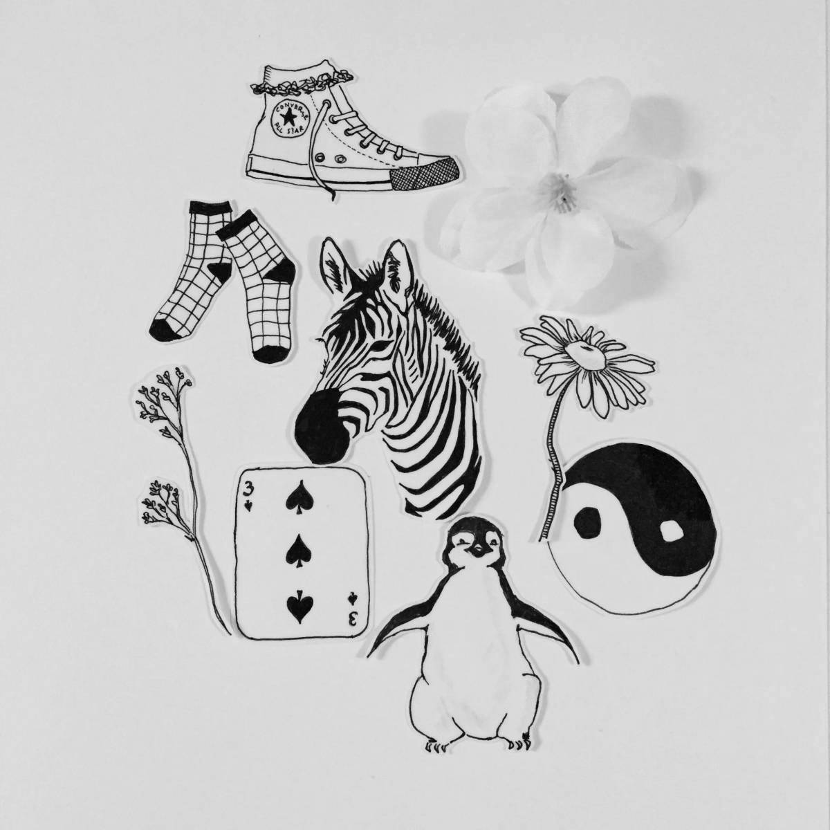 Модная раскраска на стене