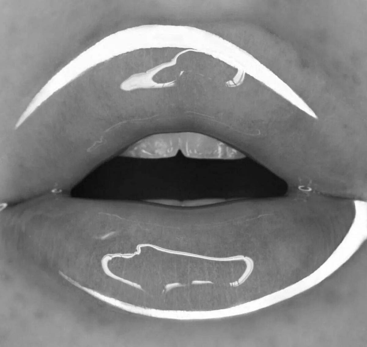 Раскраска милые губы