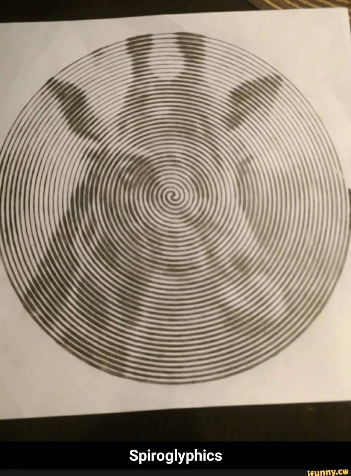 Раскраска мистическая спиральная кошка