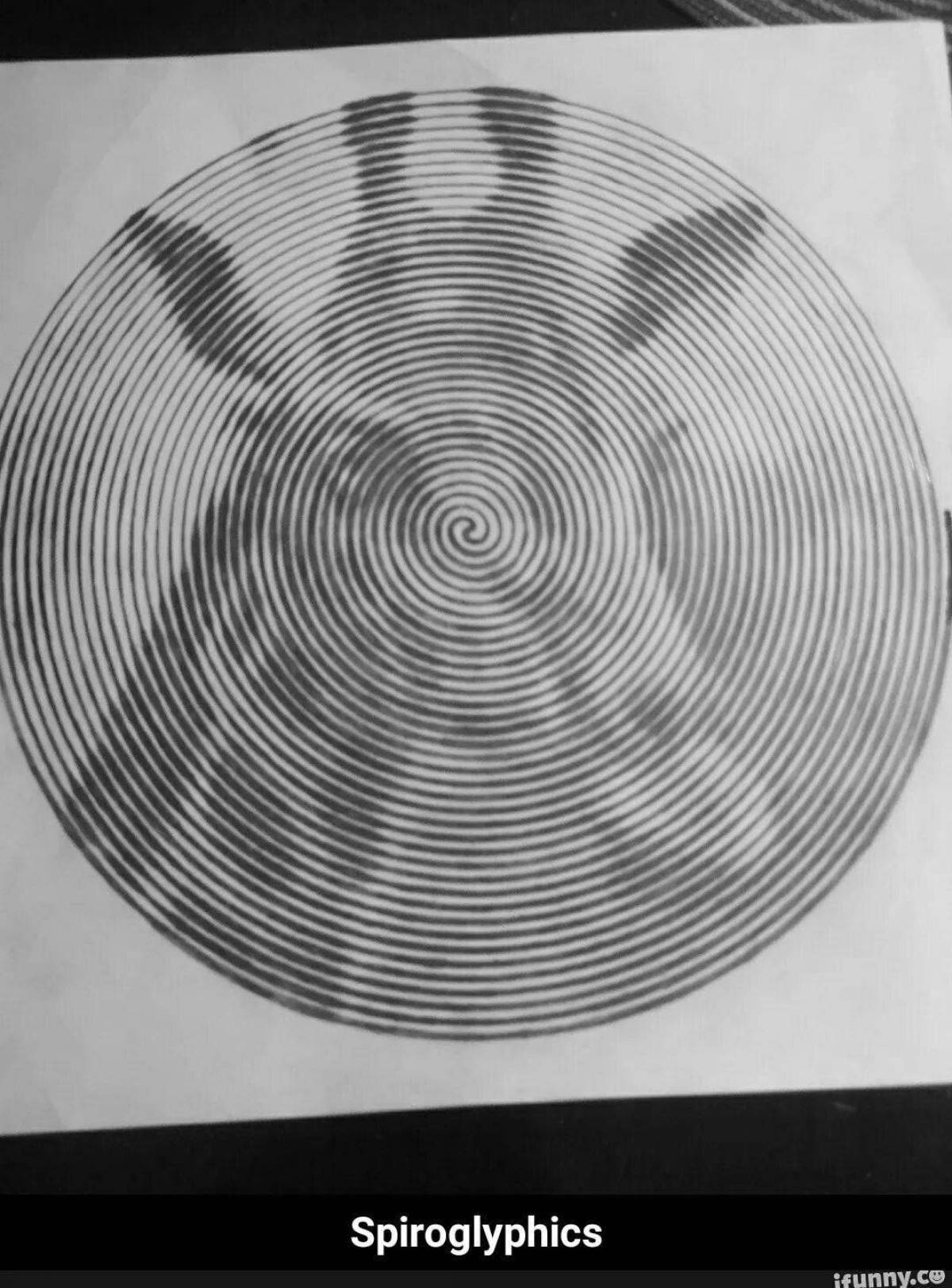 Игривая спиральная раскраска бетти