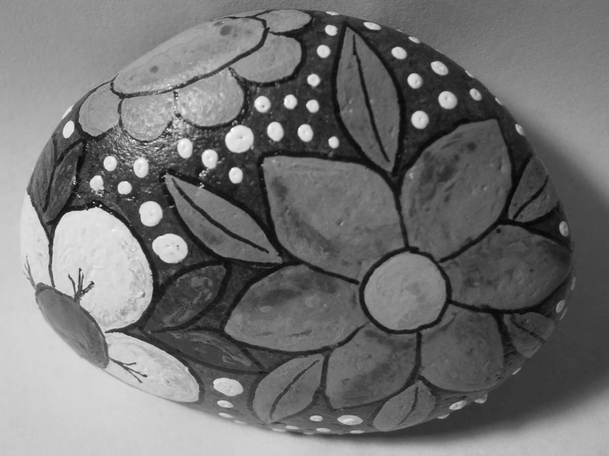 Acrylic colors for garden stones