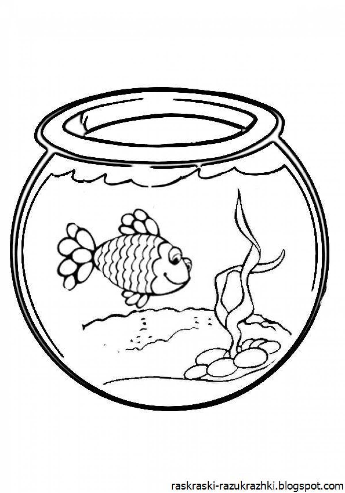 Раскраска аквариум с милыми рыбками для детей