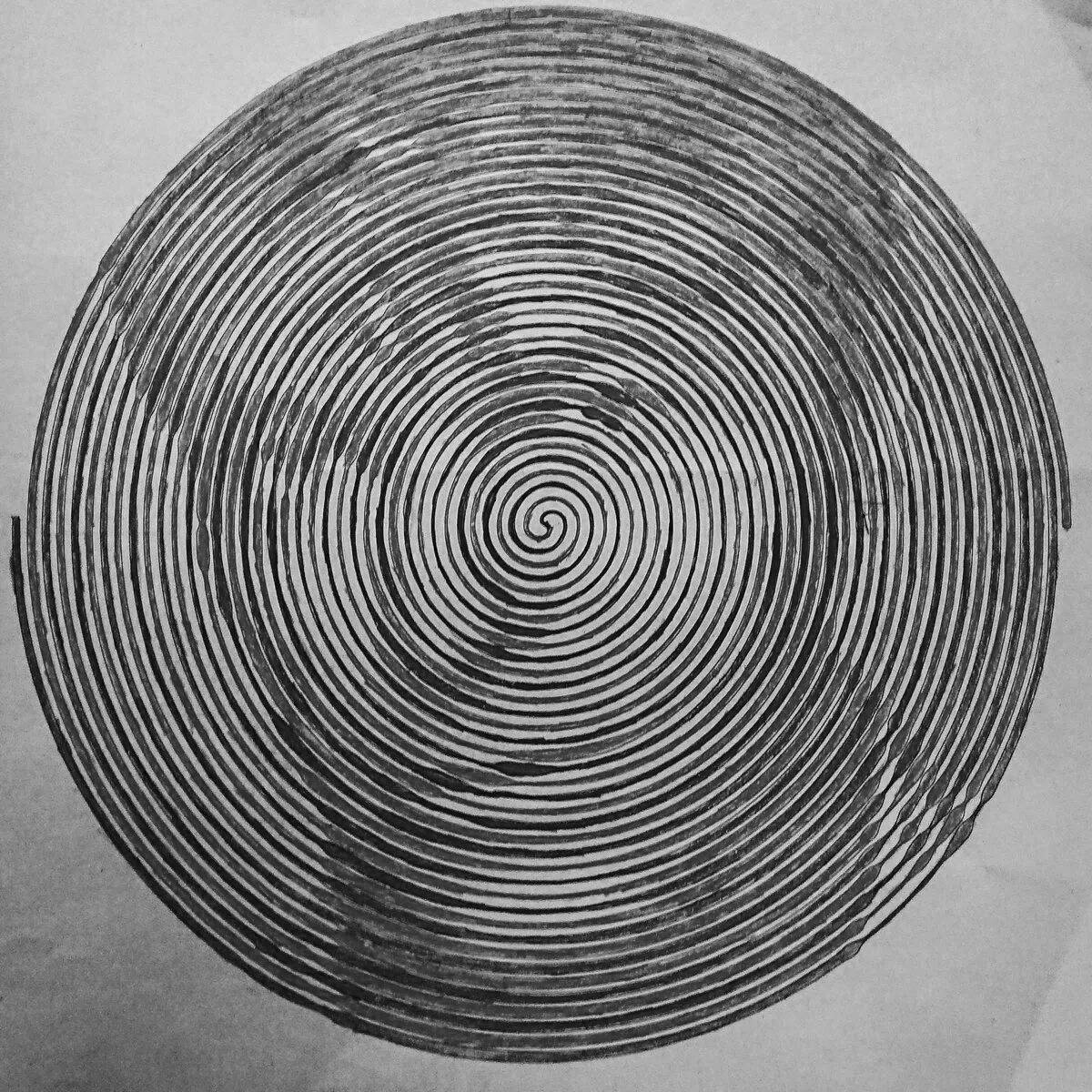 Яркая спиральная страница рисования