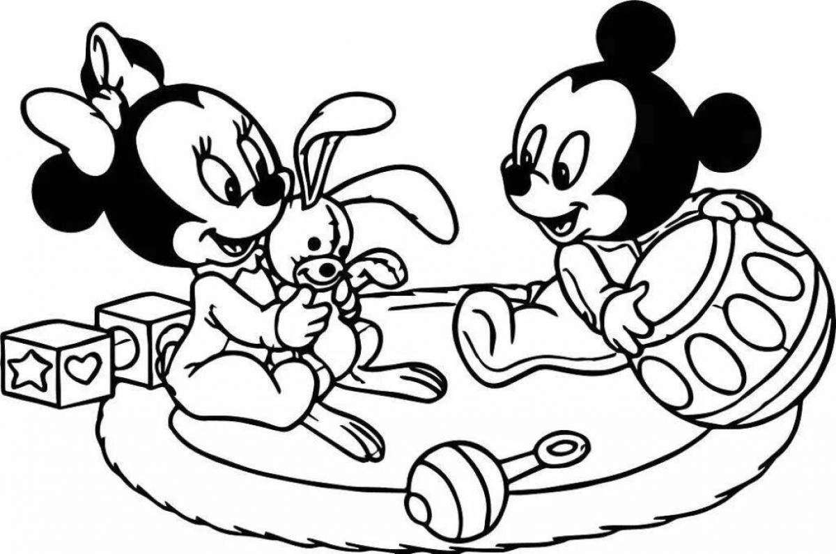 Fun coloring mickey mouse and minnie mouse