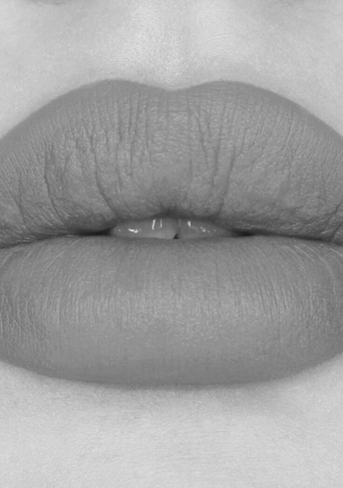 Lips without lipstick plump beautiful photo for #5