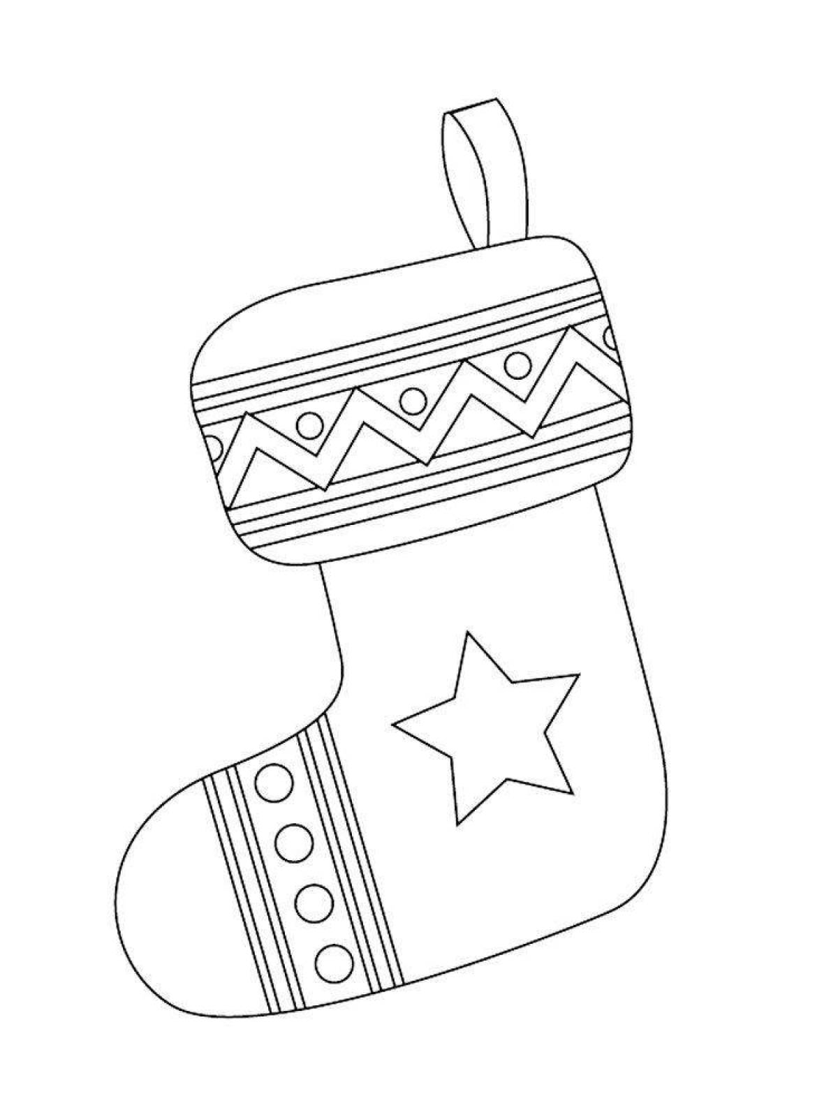 Раскраски рождественских носков. Носки на камин для подарков скачать