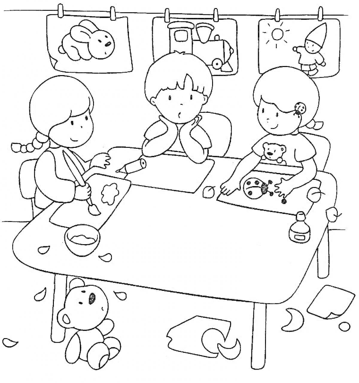На раскраске изображено: Детский сад, Стол, Игрушки, Творчество, Бумага, Мальчик