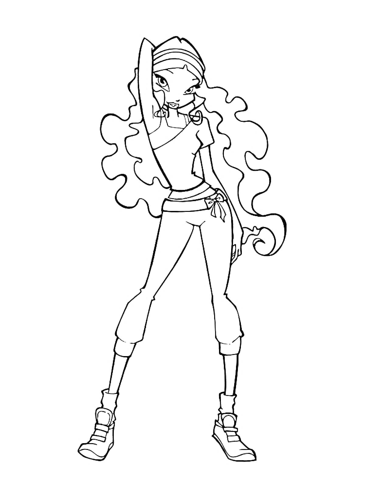 Раскраска Лейла из Винкс с кудрявыми волосами в спортивной одежде, одна рука поднята