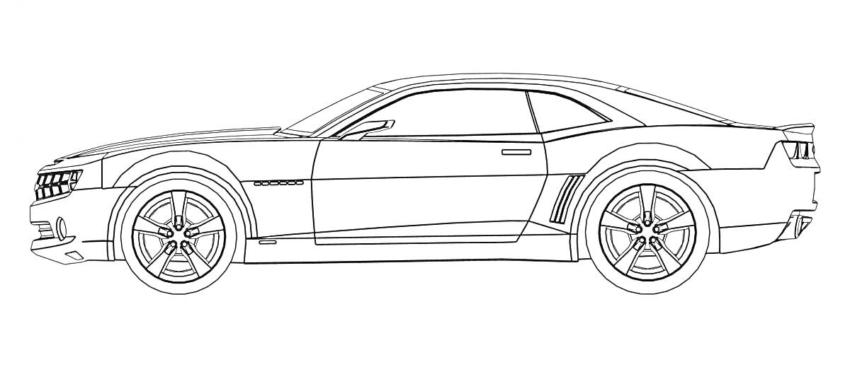 На раскраске изображено: Шевроле Камаро, Бамблби, Контур автомобиля, Колёса, Окна, Кузов, Детализированное изображение