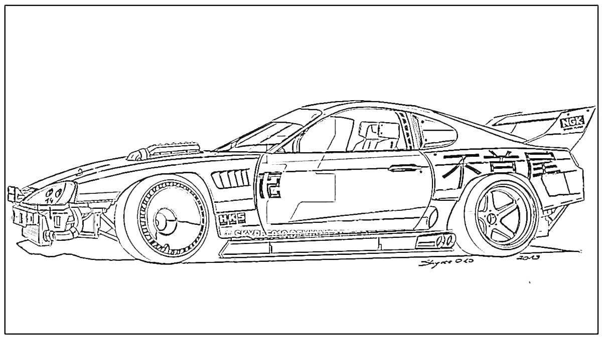 Раскраска гоночного автомобиля Toyota Supra с аэродинамическим обвесом и спойлером