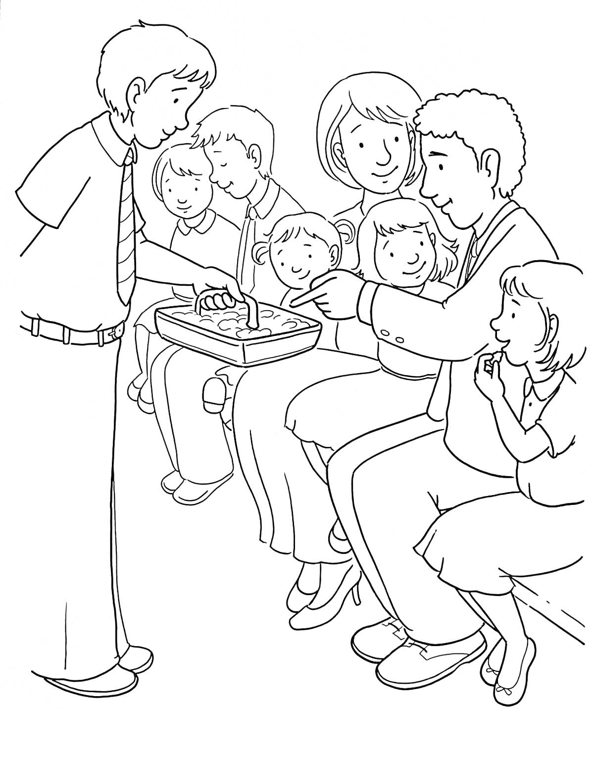 Раскраска семья за праздничным столом с тортом, родители и пятеро детей вместе