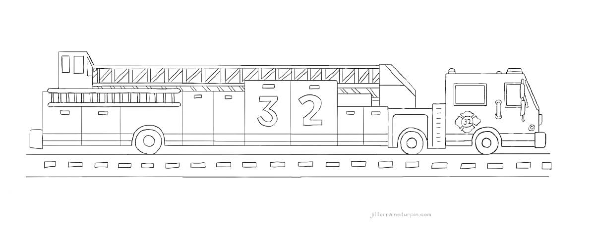 Раскраска Пожарная машина с лестницей и номером 32 на дороге