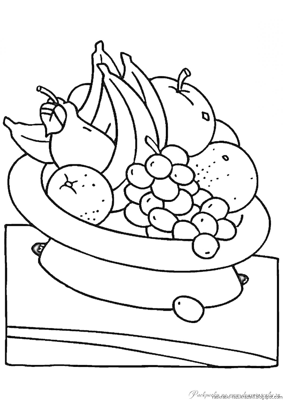 На раскраске изображено: Натюрморт, Фрукты, Груши, Виноград, Ваза, Для детей, Яблоко, Апельсин, Банан