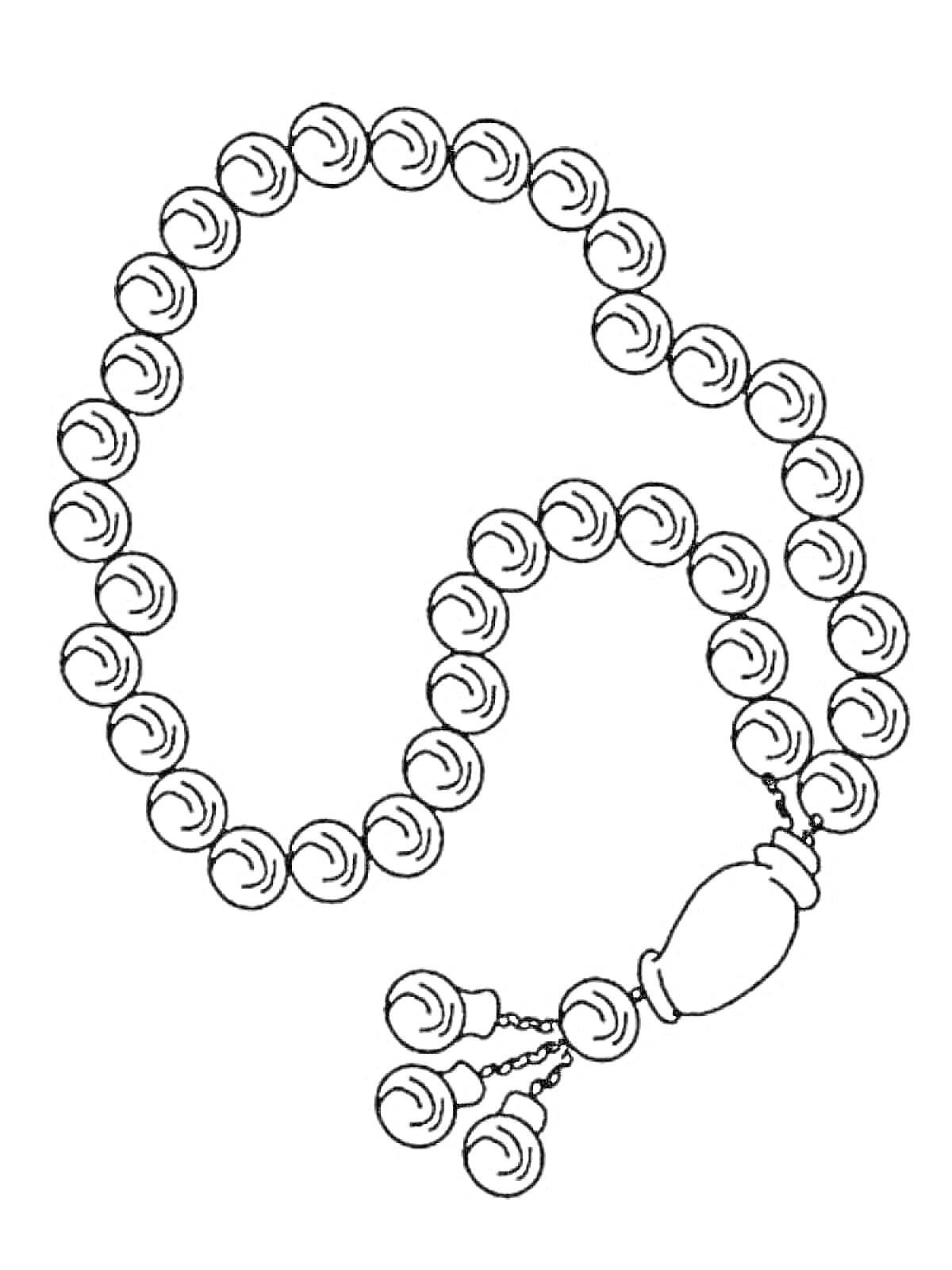 Раскраска Бусы с узорчатыми бусинами и декорированным замком