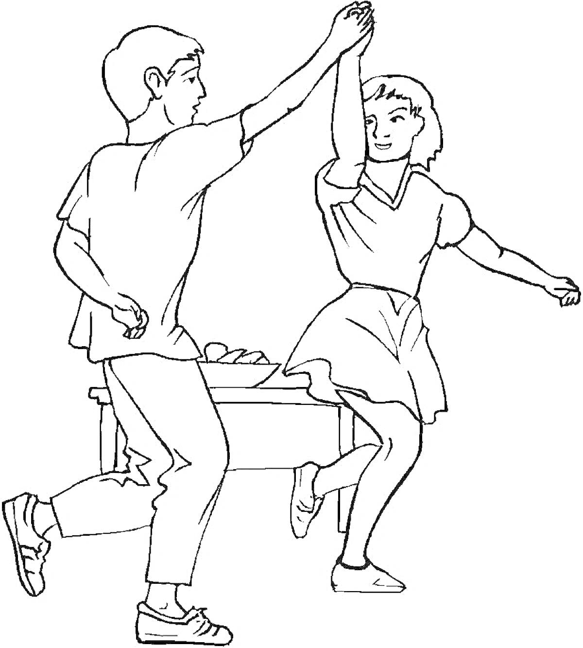 Раскраска Танцующая пара рядом со столом