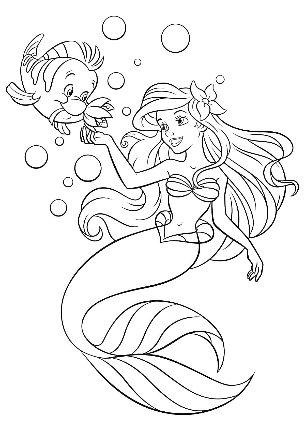 Раскраска Русалочка с цветком в волосах и рыбкой, пузыри в воде