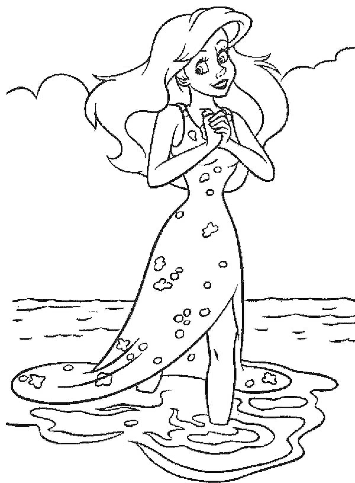 Раскраска Ариэль на берегу моря в платье, руки сложены на груди, вода у ног