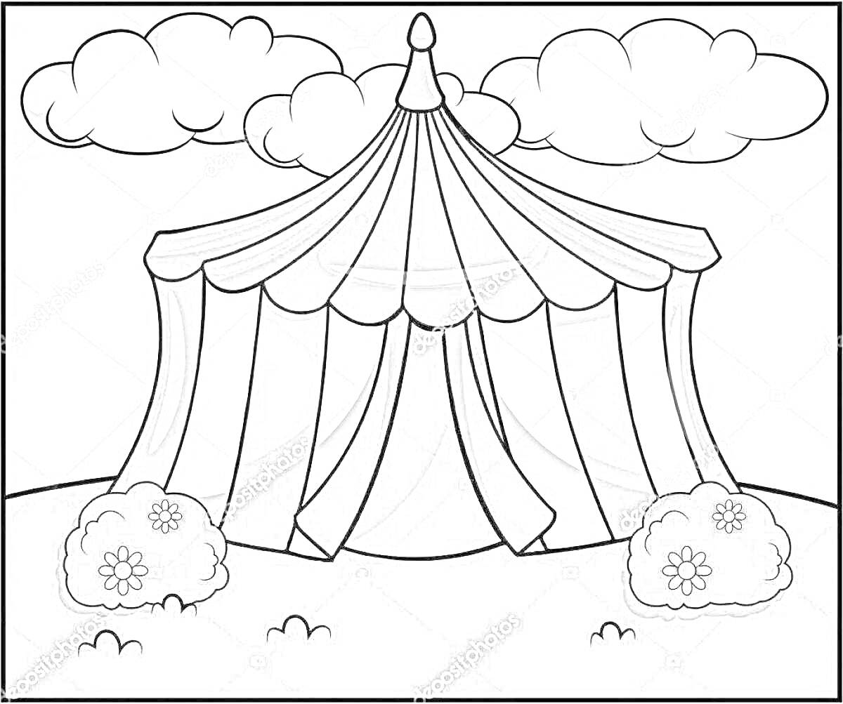 Раскраска Цирковой шатер на холме с облаками на заднем плане и кустами у основания.