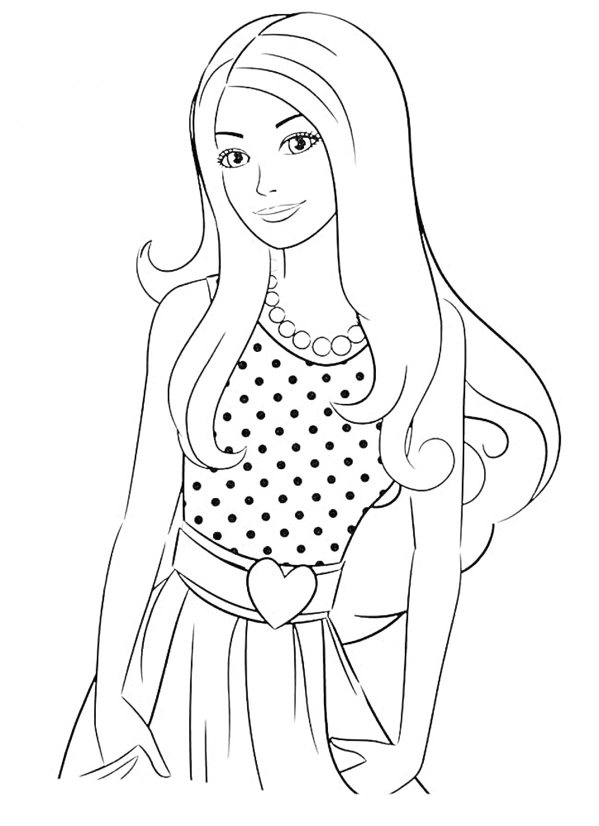 Девушка с длинными волосами в наряде с горошком, блестящий пояс с сердечком и колье