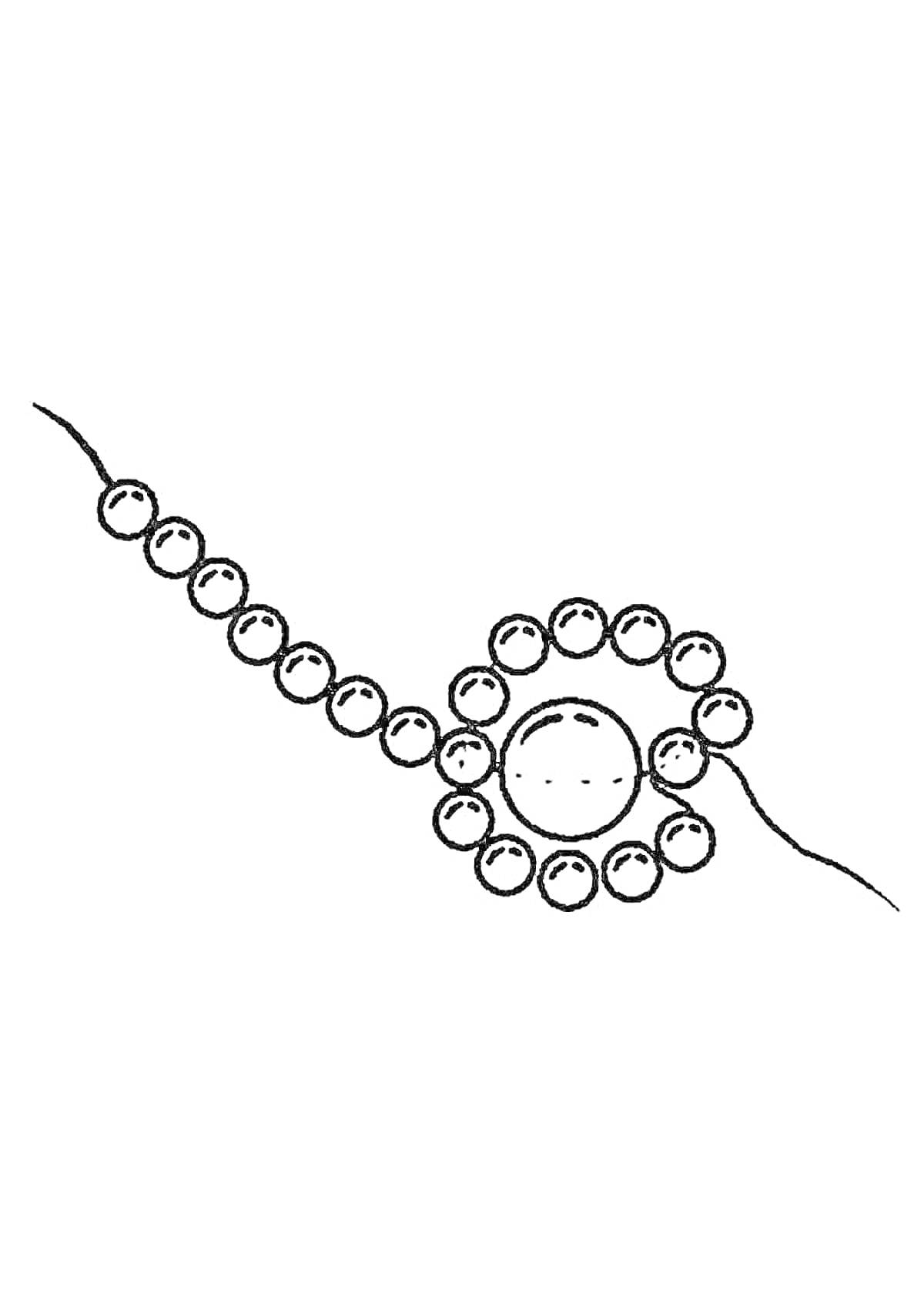 Раскраска бусы с крупной центральной бусиной и чередующимися маленькими бусинами на нитке