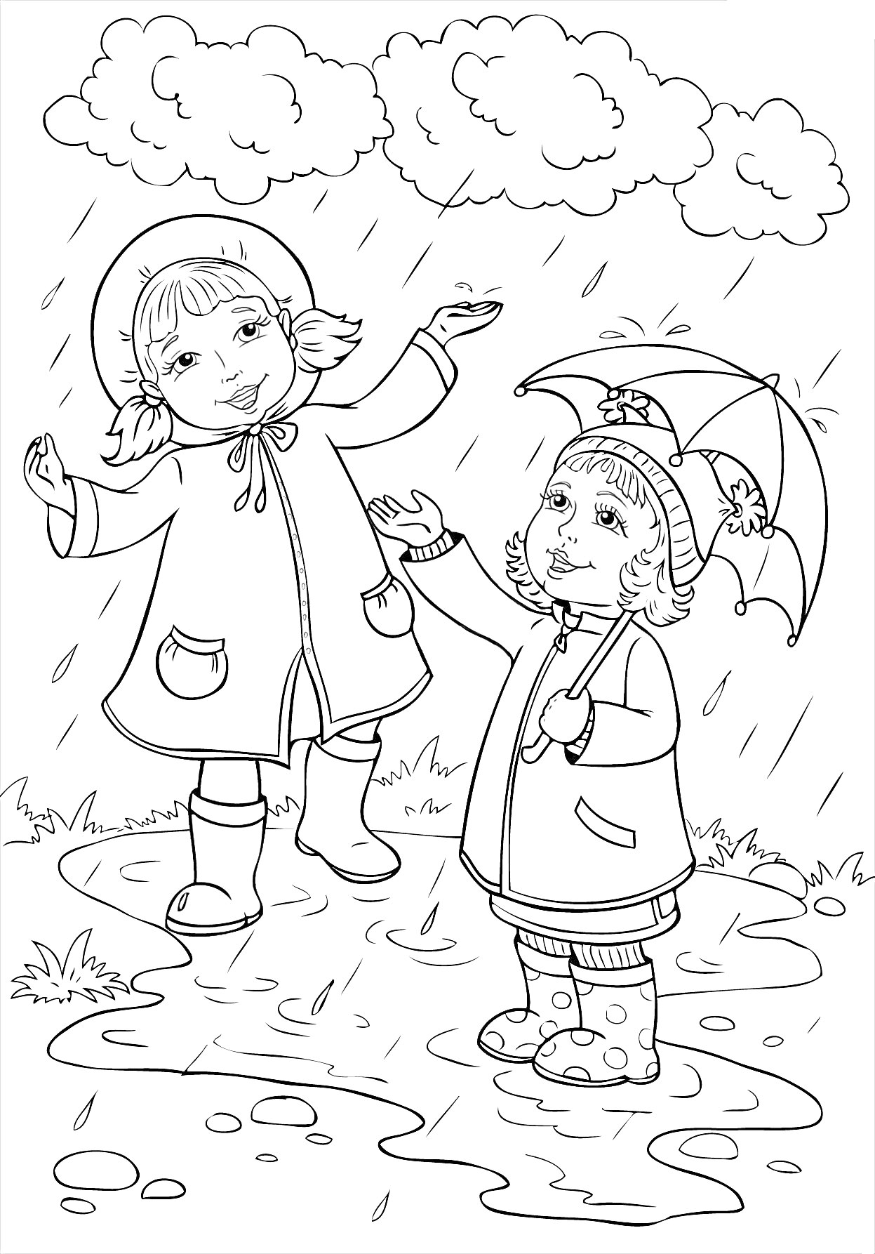 Раскраска Две девочки под дождем в дождевиках и резиновых сапогах на лужайке с лужами, одна из них держит зонтик, облака на небе