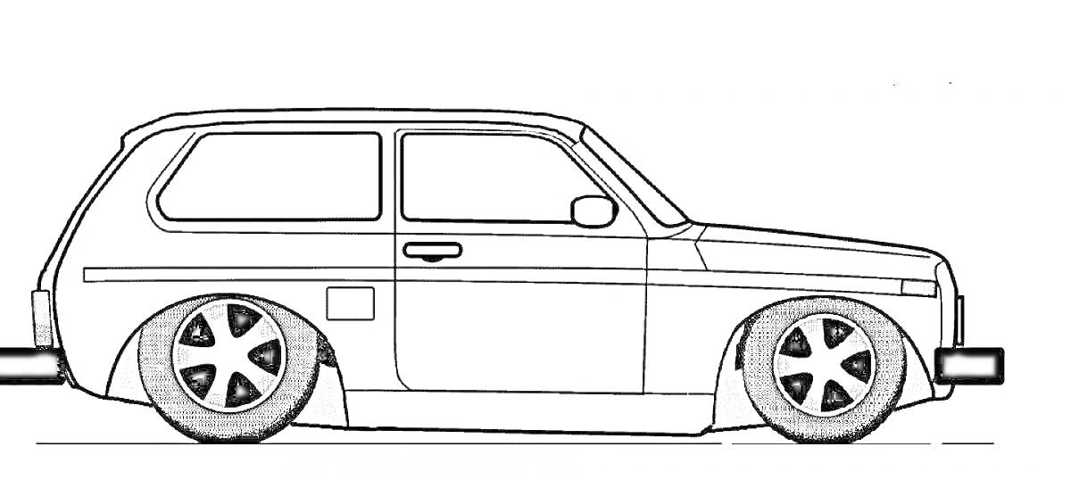 Раскраска Автомобиль с заниженной подвеской и широкими колесными дисками