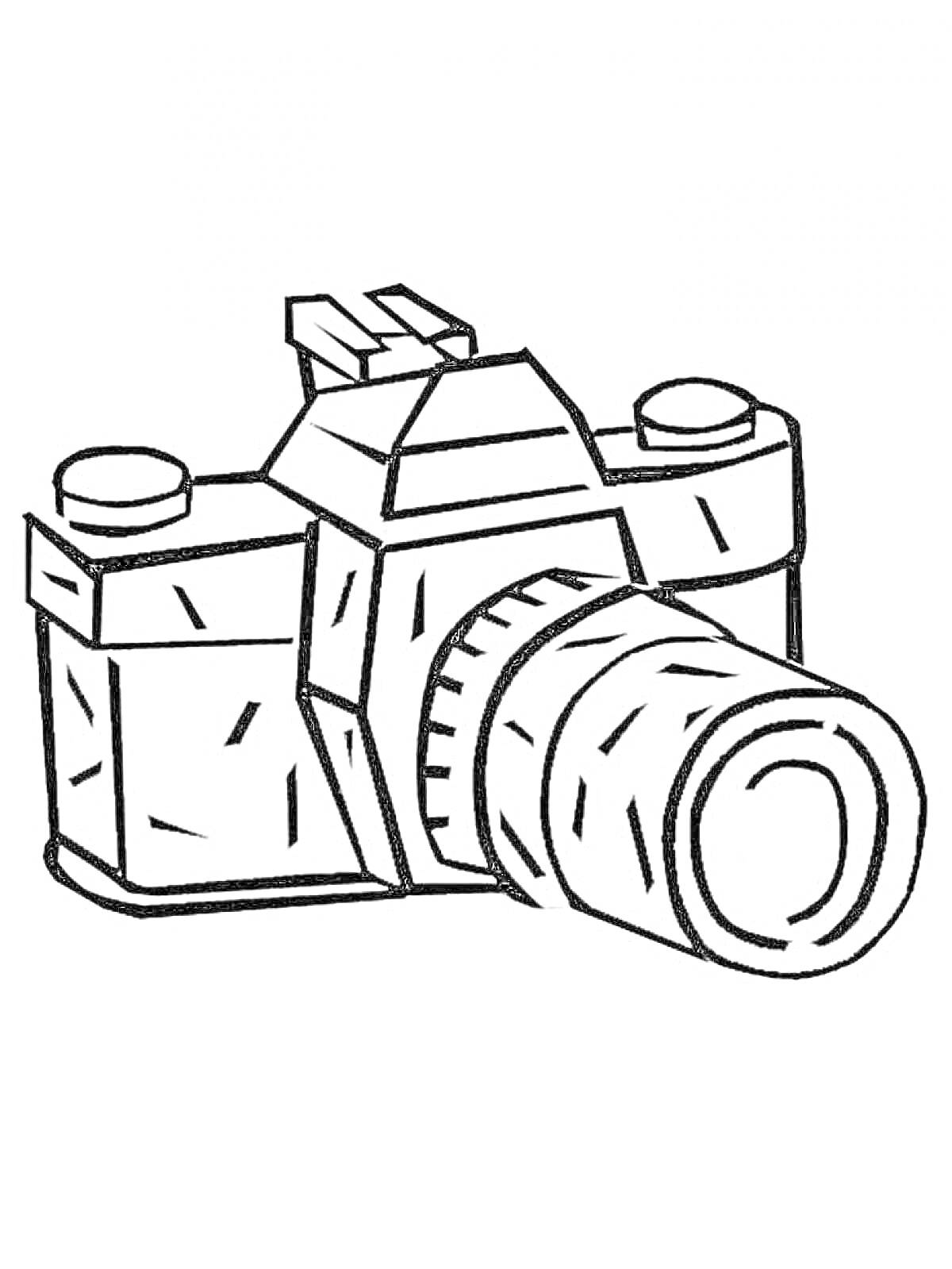 Раскраска Фотоаппарат с объективом, пентапризмой и кнопками управления
