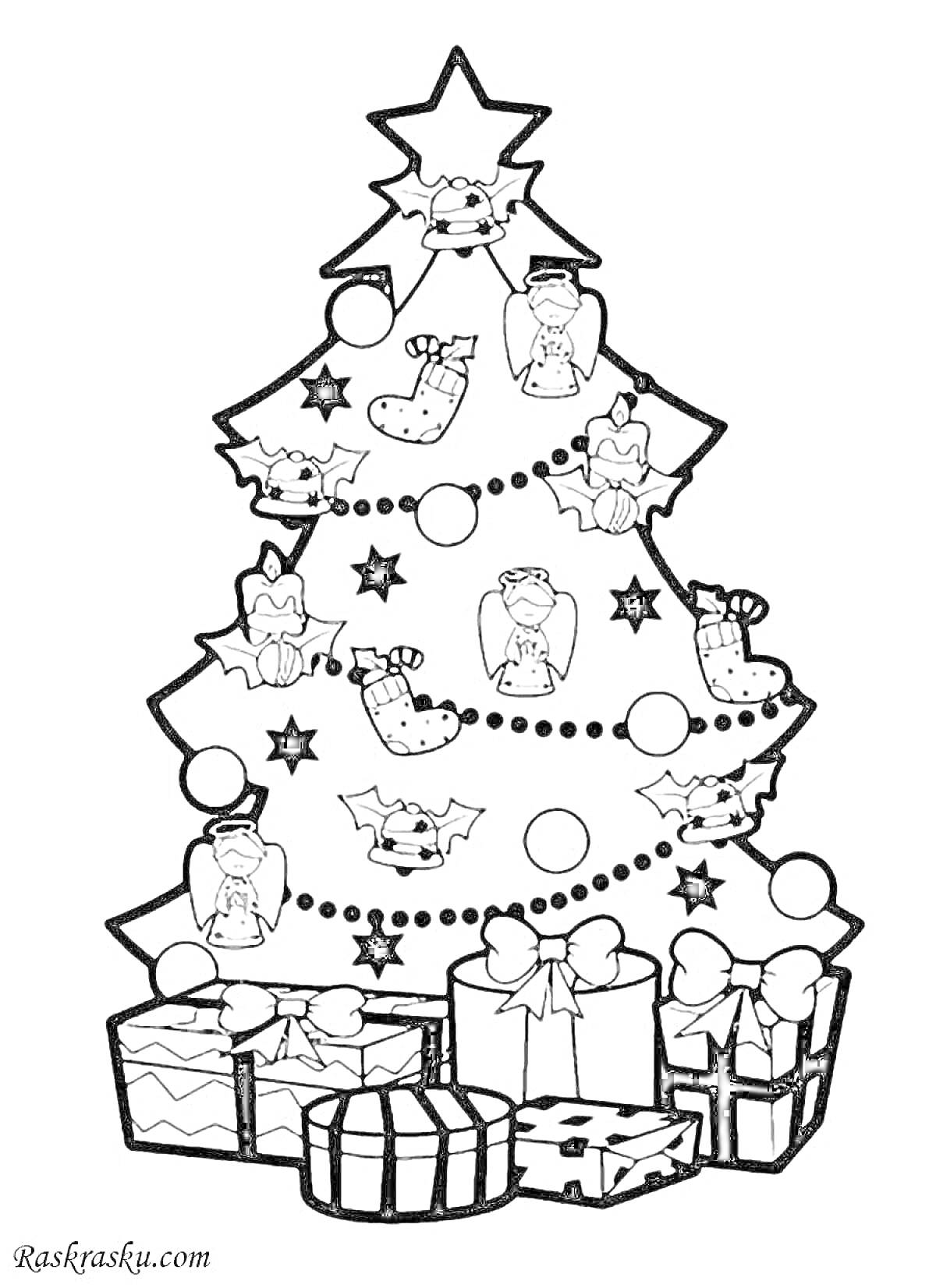 На раскраске изображено: Новогодняя елка, Игрушки, Новогодние игрушки, Подарки, Новогодние подарки, Шары, Носки, Гирлянда, Для детей, Рождественская елка