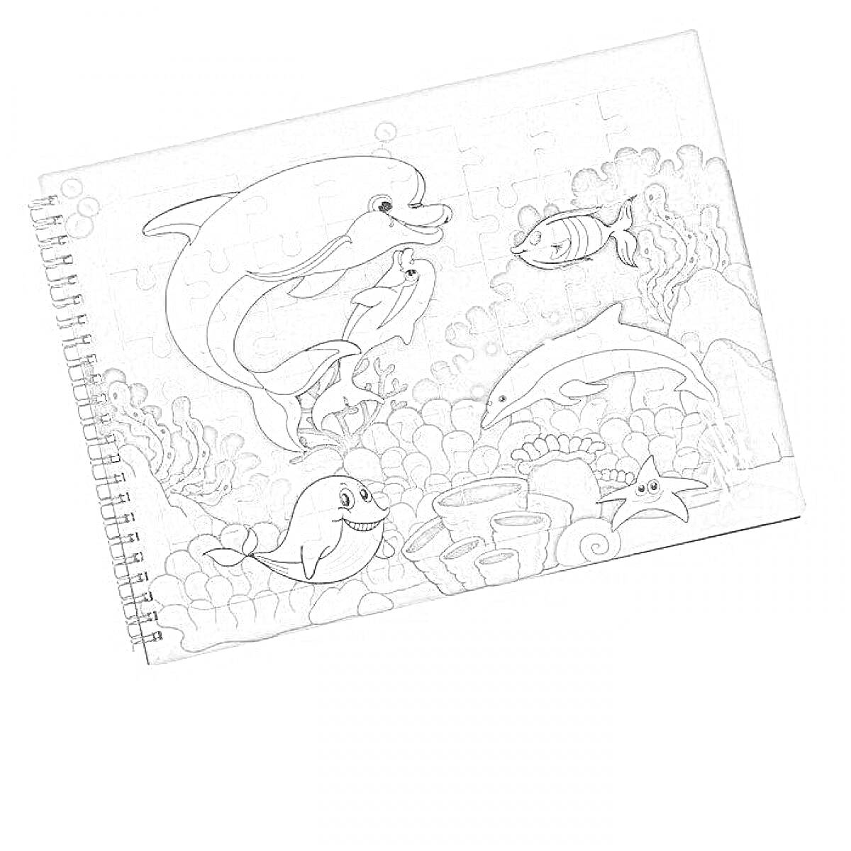 Раскраска Блокнот гравюра с дельфинами, рыбой, морской звездой и улиткой на фоне подводного мира с растениями и сокровищами