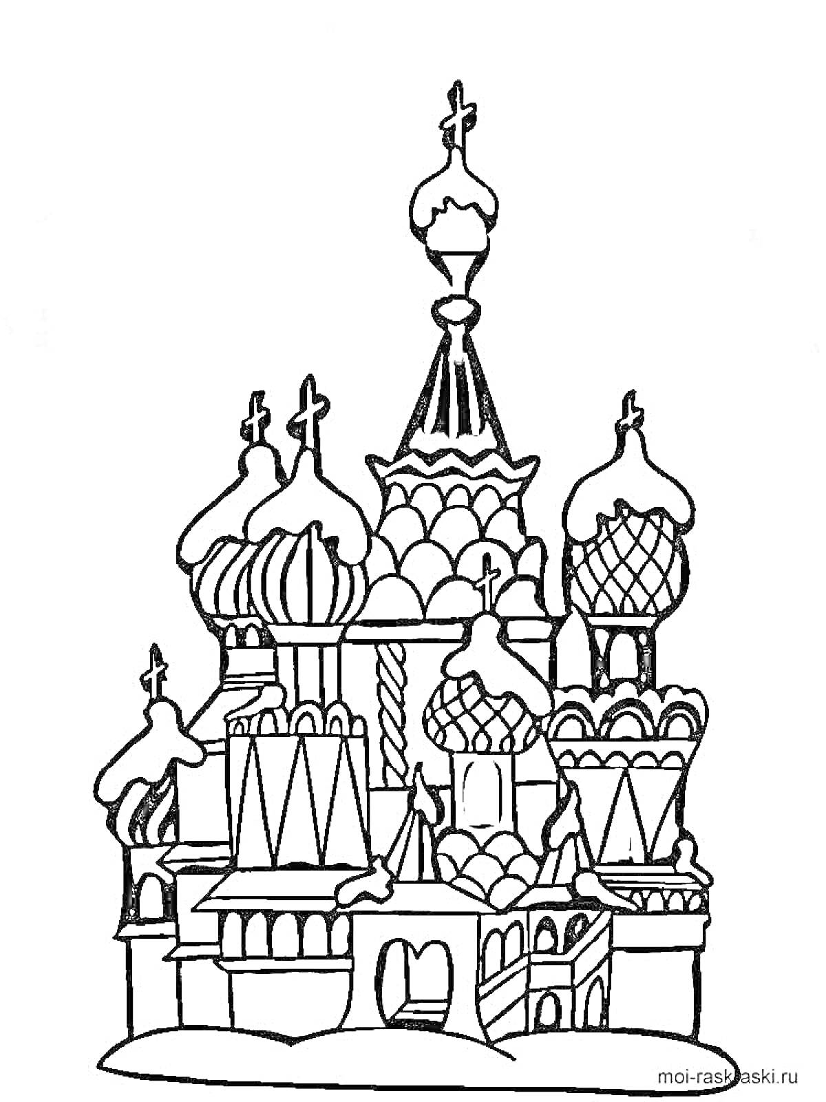 Раскраска Собор Василия Блаженного в Москве с куполами и архитектурными элементами