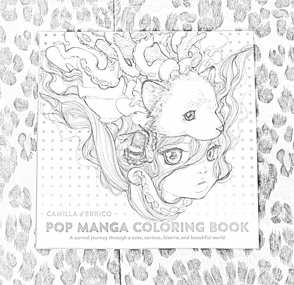 Раскраска Поп Манга книжка-раскраска, на обложке девушка с животным на голове, волосы девушки превратились в осьминога, стиль манга