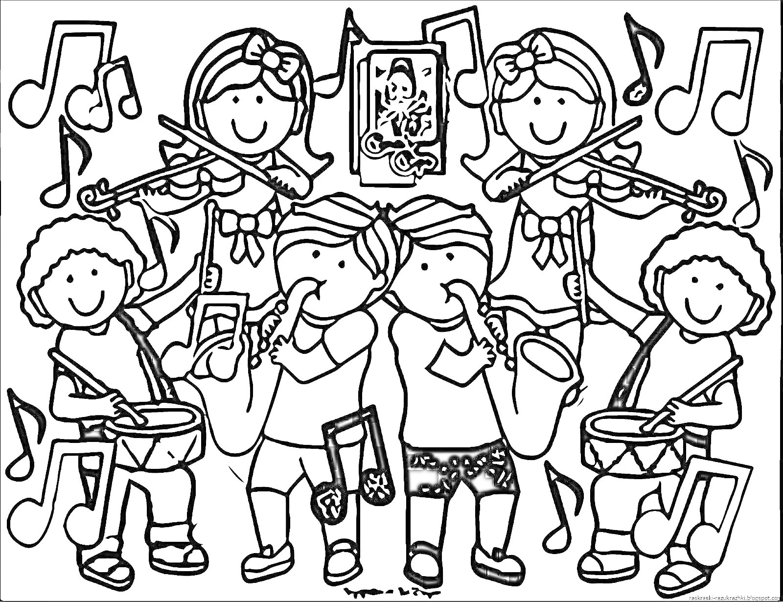 Раскраска Дети играют на музыкальных инструментах (скрипки, саксофоны, барабаны) с нотами на фоне