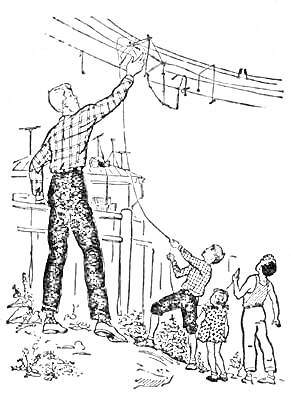Раскраска Дядя Степа помогает снять веревку с проводов. Три ребенка смотрят на него.