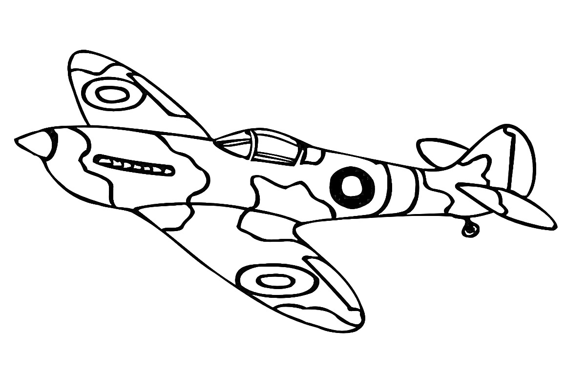 Раскраска Военный самолет с камуфляжем и круглыми опознавательными знаками на фюзеляже и крыльях