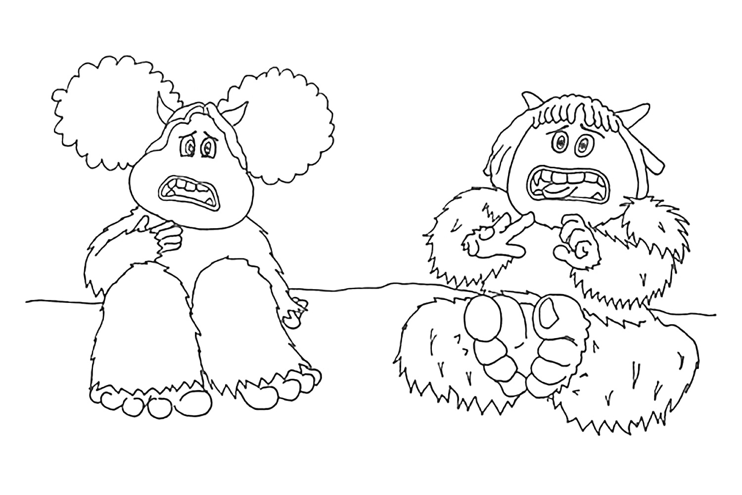 Раскраска Два смолфута с испуганными выражениями лиц в меховых костюмах