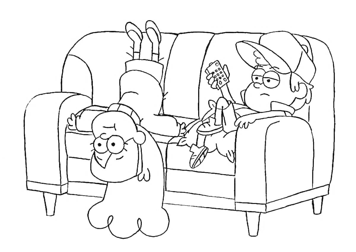 Два ребенка на диване, девочка вверх ногами и мальчик с пультом от телевизора
