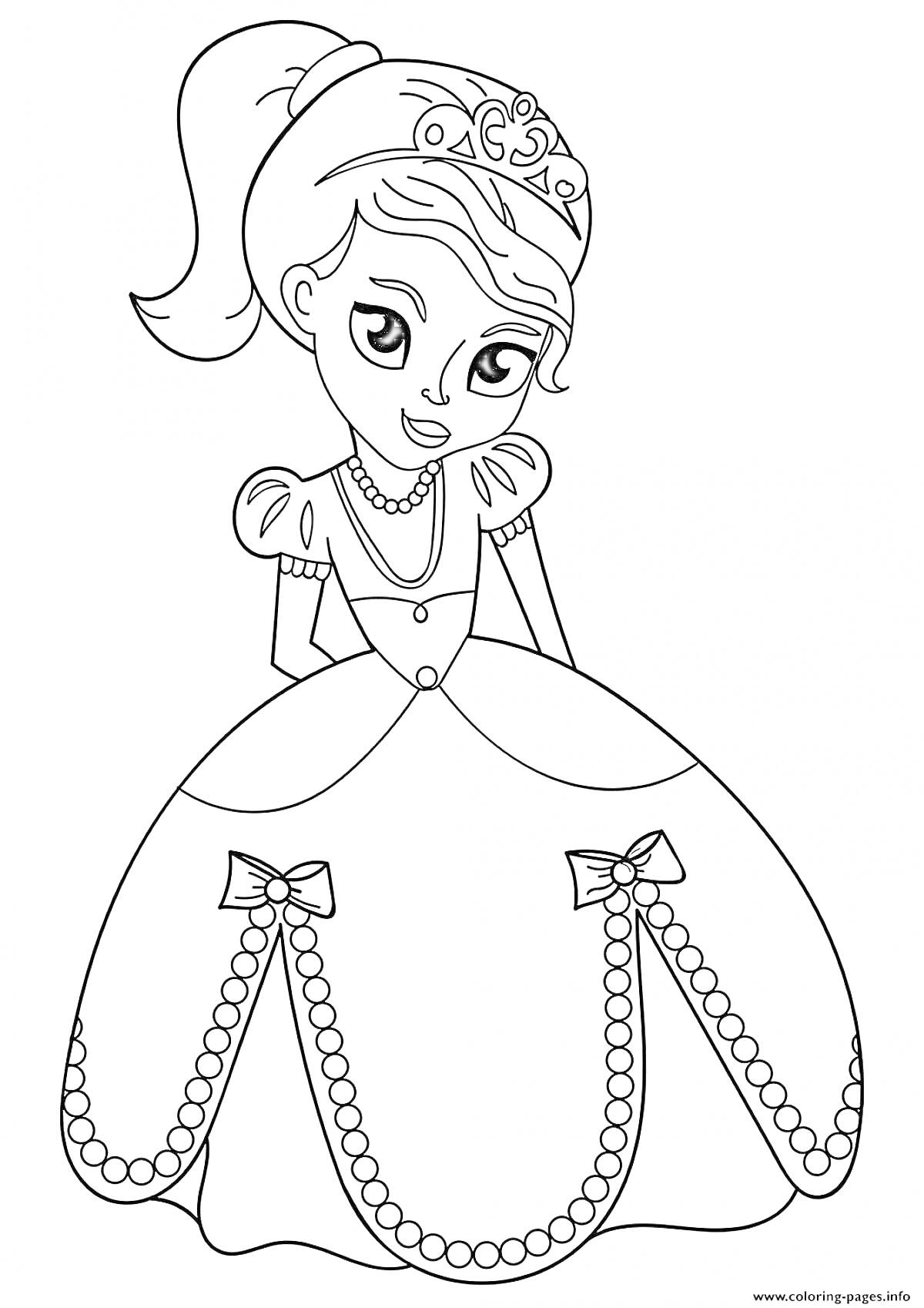 Раскраска Принцесса с ожерельем и диадемой